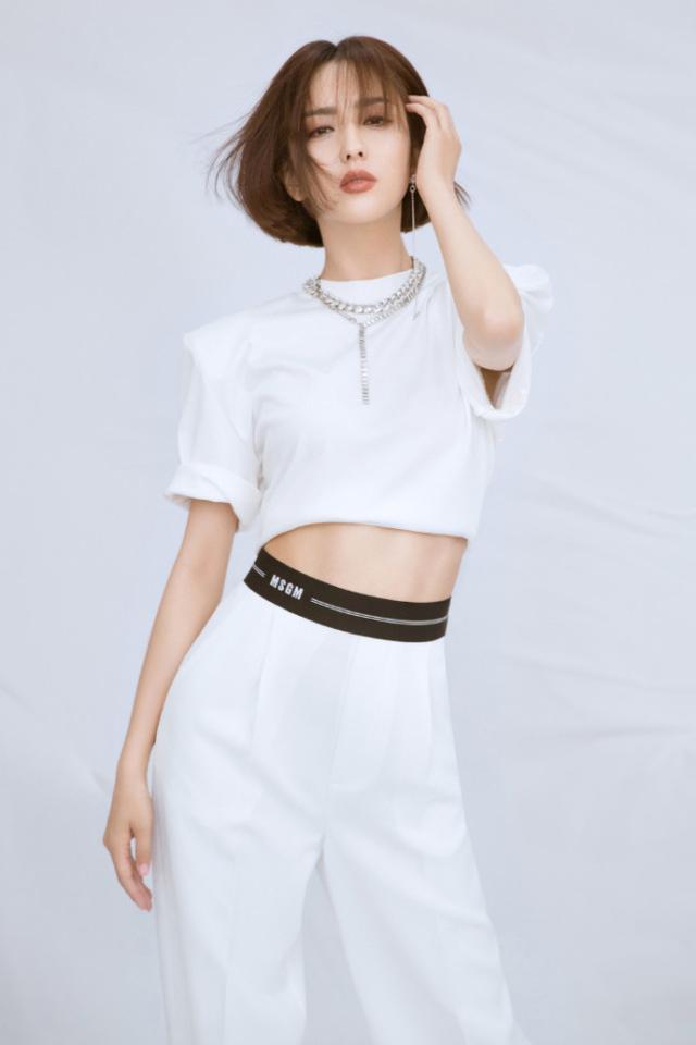 罕见撒糖 佟丽娅生日与陈思诚甜蜜互动齁翻众人——上海热线娱乐频道