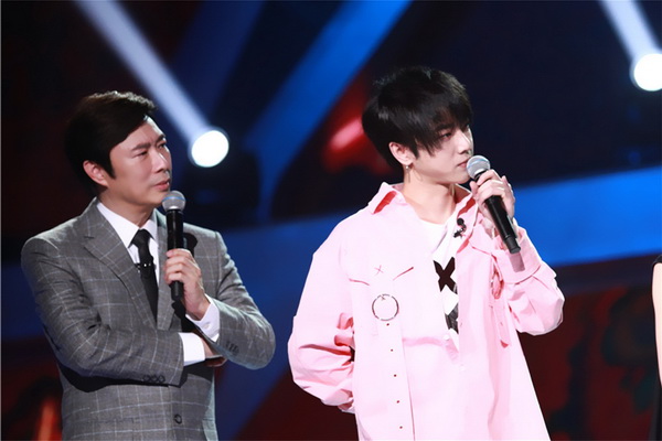 《天籁之战》赛制变化 "青花瓷"华晨宇费玉清将拆伙?