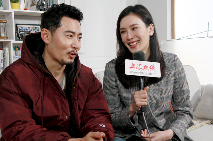 而此次佟晨洁也是和老公魏巍一同现身,幸福溢于言表!