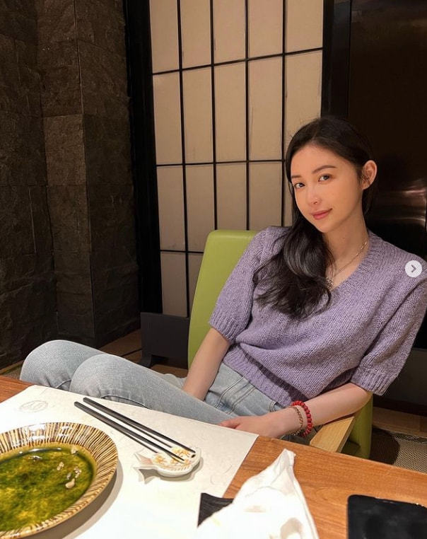 潘玮柏晒照为妻子庆生宣云在线互动高调撒糖