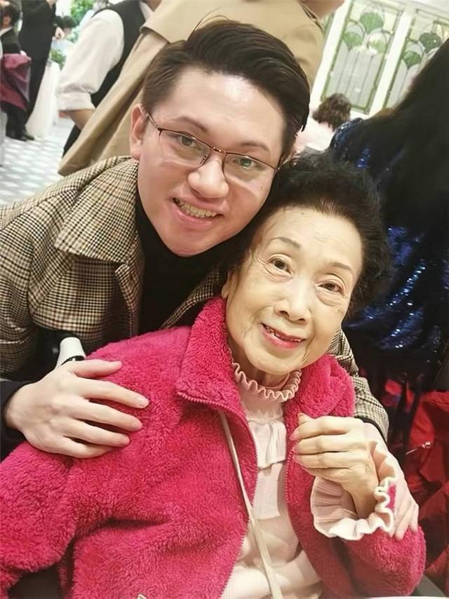 哀悼！粤剧名伶任冰儿睡梦中离世 享年91岁——上海热线娱乐频道