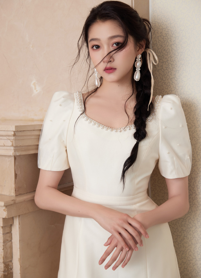 好甜!关晓彤再现身鹿晗广州演唱会 同框照曝光——上海热线娱乐频道