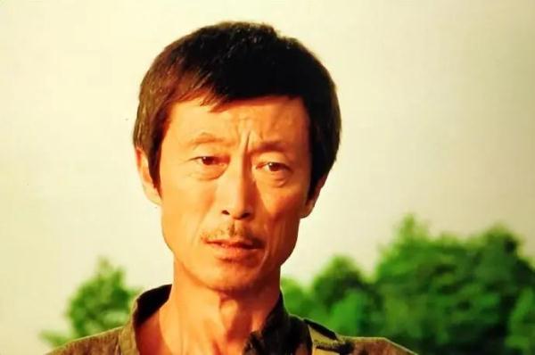 演员滕汝骏去世，曾出演《红高粱》《那山那人那狗》