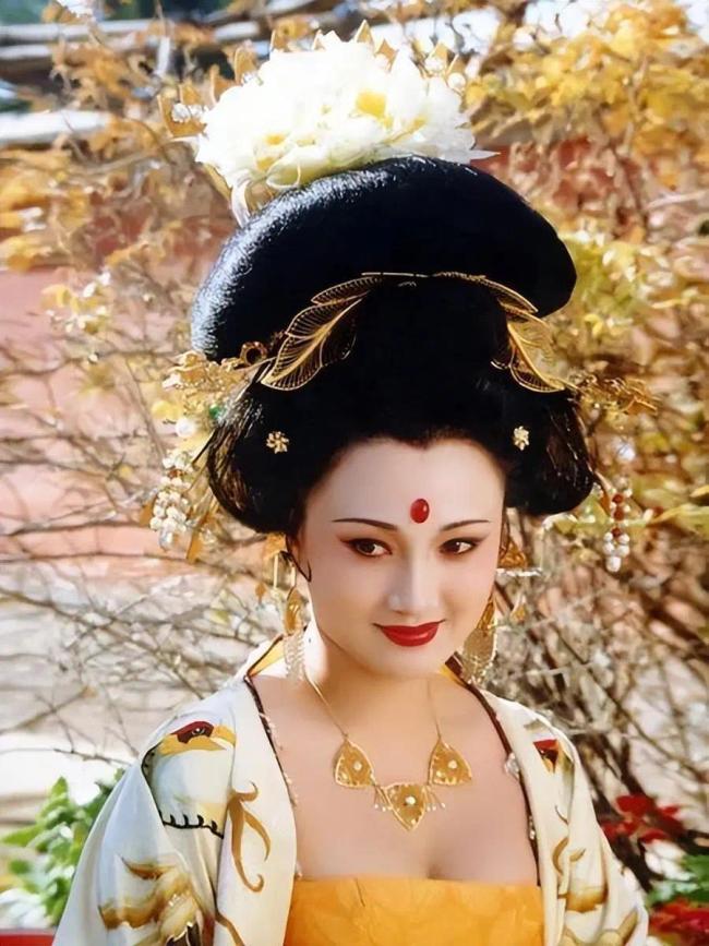 中国十大美女排行_凤凰资讯_资讯_凤凰网